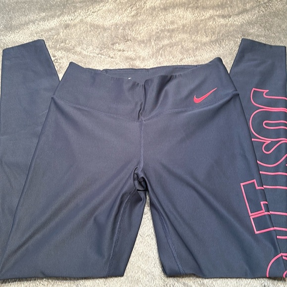 Nike workout leggings - Picture 1 of 5